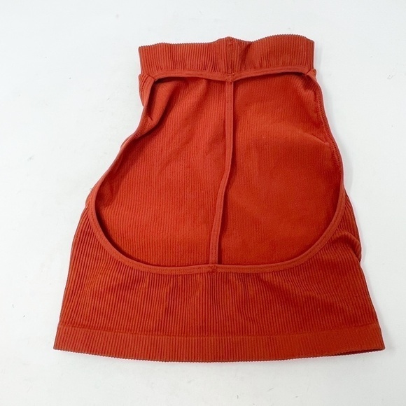 Set Of 2 URBAN OUTFITTERS OFU Women’s Seamless Ribbed Tops - Picture 9 of 13